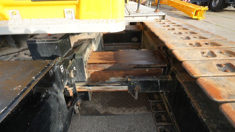 Ciężarówka z dźwigiem Liebherr LTR 1060 WITH JIB