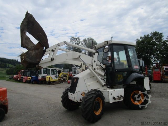 लोडर JCB 2CX Airmaster mit Schaufel + Luftkompressor