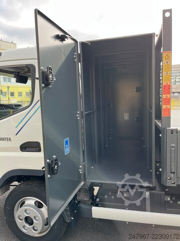 Pick-up van Fuso ECANTER 4C15 S-BAT4X2 2800
