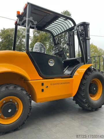 Empilhador Gunter Grossmann Ruw terrein 4 × 4 vorkheftruck met Yanma