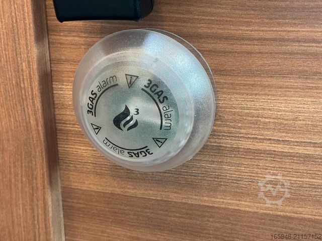 แคมเปอร์กึ่งบูรณาการ WEINSBERG Pepper 600 MEG | Markise, RFK, AHK,TV, SOG