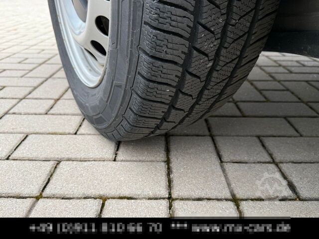 شاحنة بانل MERCEDES-BENZ Vito 110 CDi Kasten lang Klima 2 Flügeltüren PDC