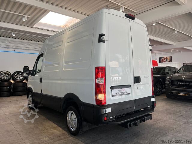 Furgão de teto alto IVECO Daily 29L11 *Hochdach*AHK*
