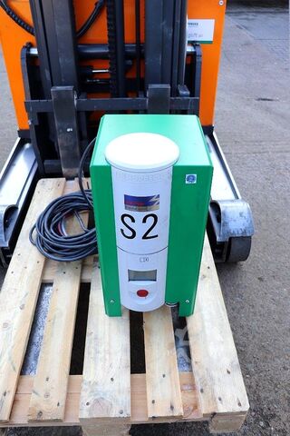 প্লেসহোল্ডার STILL FM X-17