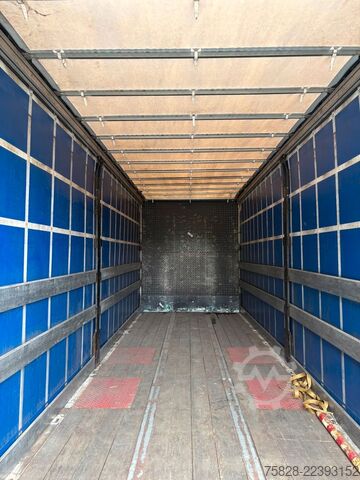 Flatbed truck with tarp VOLVO FH480 / 6x2 / Liftachse
