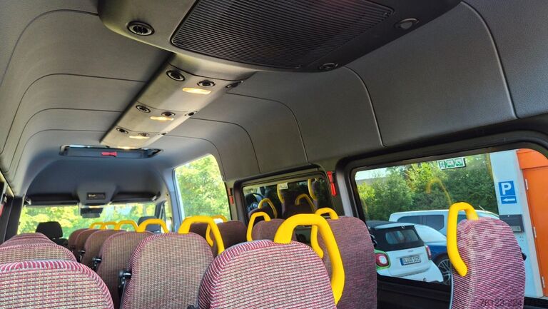 Kleinbus MERCEDES-BENZ 10 Sprinter Lord Light 22 Sitzer Vorlauffahrzeug