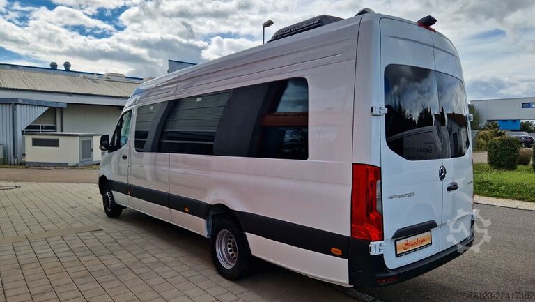 Kleinbus MERCEDES-BENZ 10 Sprinter Lord Light 22 Sitzer Vorlauffahrzeug