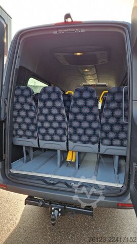Kleinbus MERCEDES-BENZ 10 Sprinter Lord Light 22 Sitzer Vorlauffahrzeug