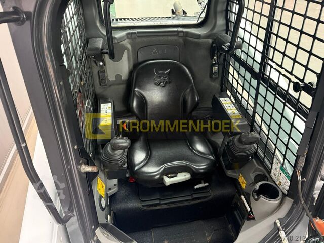 מעמיס זחלי Bobcat T 590