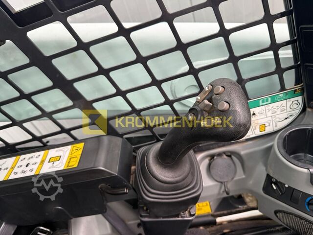 מעמיס זחלי Bobcat T 590