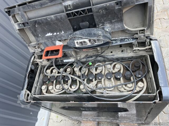 Niederhubwagen Linde T16