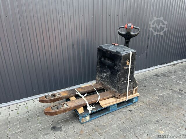 Niederhubwagen Linde T16