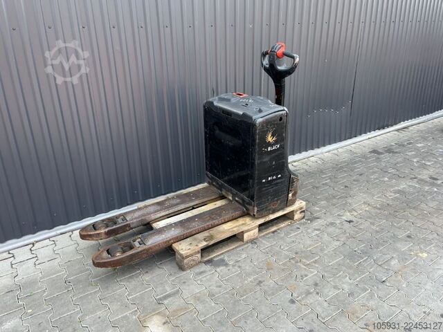 Niederhubwagen Linde T16