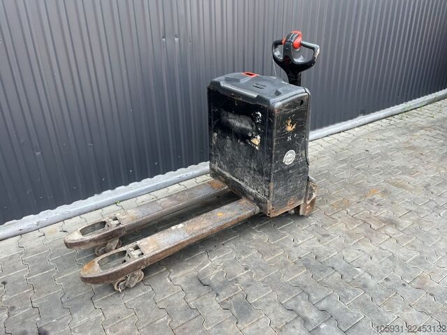 Niederhubwagen Linde T16