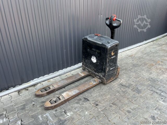 Niederhubwagen Linde T16
