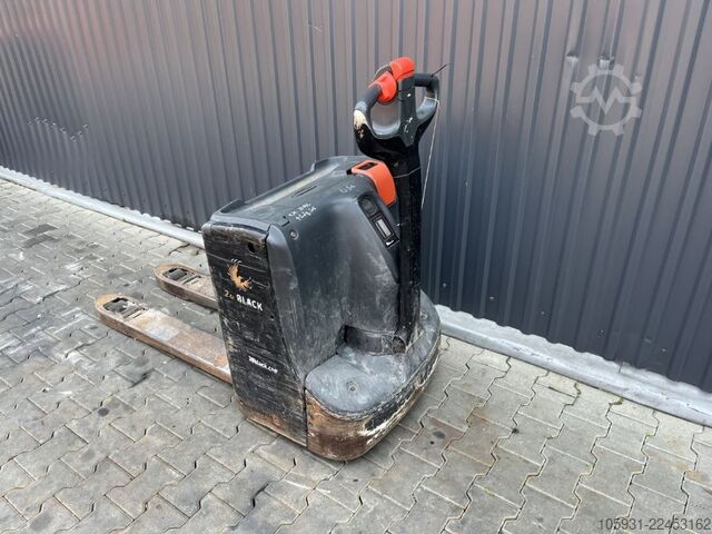 Niederhubwagen Linde T16