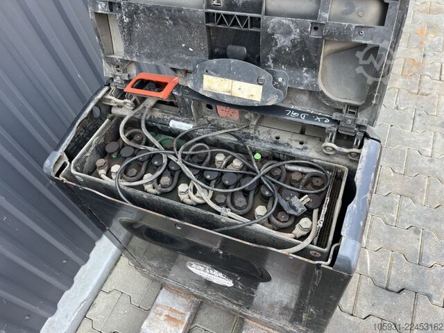Niederhubwagen Linde T16