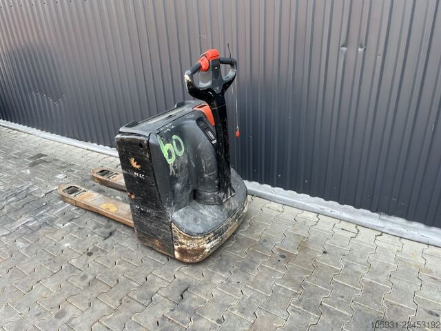 Niederhubwagen Linde T16