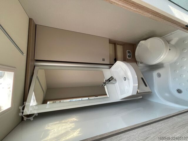 Autocaravana BÜRSTNER 690 G FREISTAAT-ED. LINEO T*Autom.*Solar*Markise