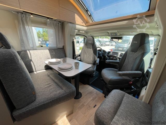 Autocaravana semi-integrada BÜRSTNER Campeo TD 691 G | Autom. | Solar | Markise |