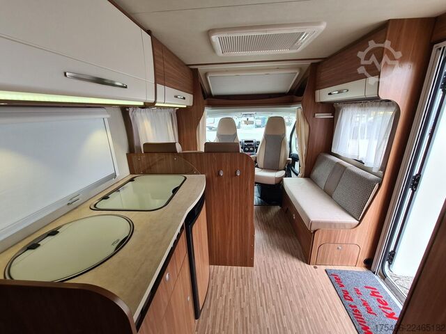 Caravana semiintegrada CARADO T 345 *SAT + TV*Panorama-Dach*Markise*AHK*