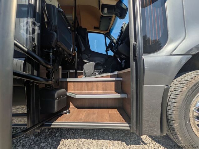 Mikroautobuss MERCEDES-BENZ Sprinter 519 23+1 Klima Standheizung Ahk El. Tür