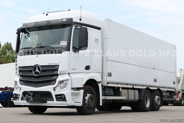 Camión de bebidas MERCEDES-BENZ Actros 2645 Getränke Retarder Lift-/Lenk. LBW E6