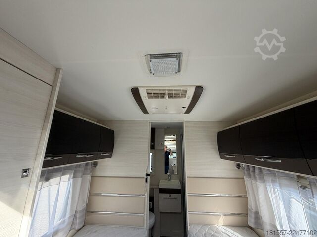 แคมเปอร์กึ่งบูรณาการ CHAUSSON Welcome 737 Klima, SAT/TV, Solar