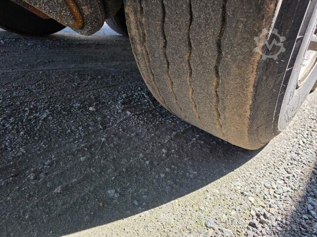 Semirremolque volquete WIELTON 50 cbm Getreidemulde, Pendelklappe,Kornschieber