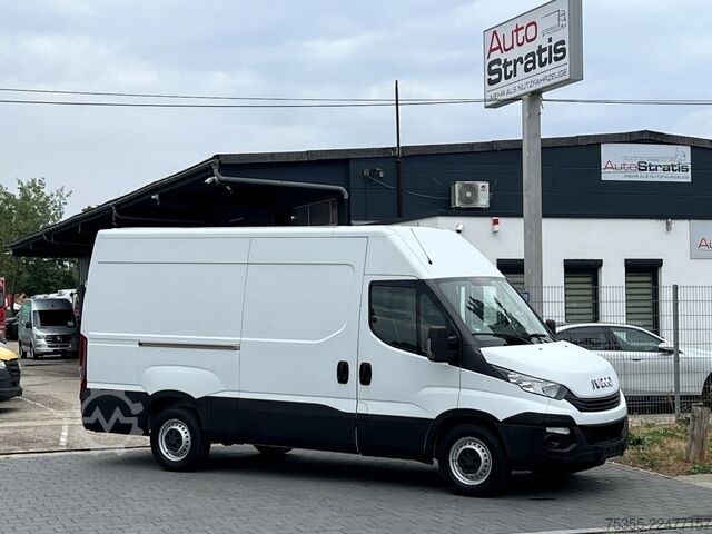 Kombi s visokim krovom IVECO Daily 35S12 Klimaanlage 3-Sitzer 270° Hecktüren