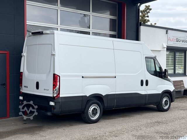 Kombi s visokim krovom IVECO Daily 35S12 Klimaanlage 3-Sitzer 270° Hecktüren