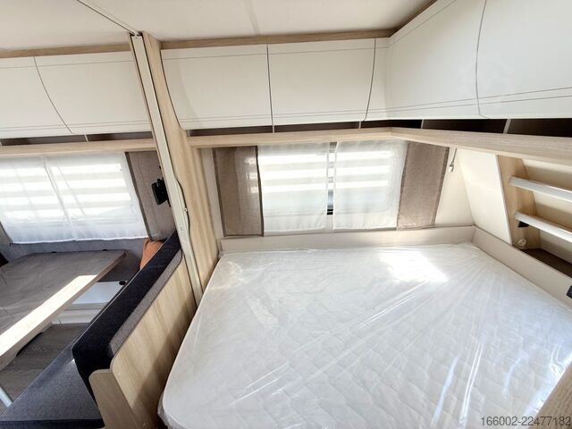 Caravana HOBBY De Luxe 400 SFe Modelljahr 2027 ausgestellt!