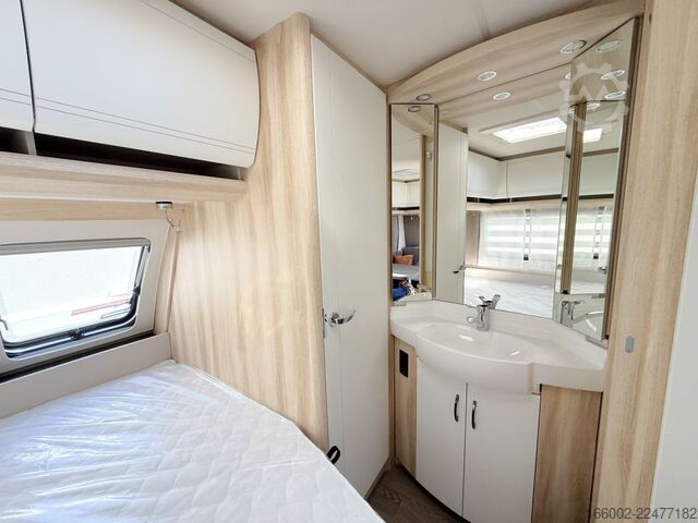Caravana HOBBY De Luxe 400 SFe Modelljahr 2027 ausgestellt!