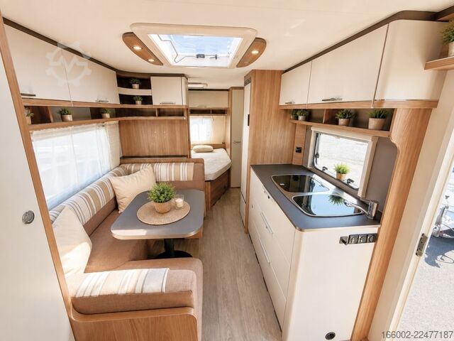 Caravana BÜRSTNER Premio 550 TK Mover mit Batterie