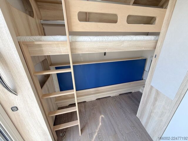Caravana HOBBY De Luxe 490 KMF Modelljahr 2027 ausgestellt!