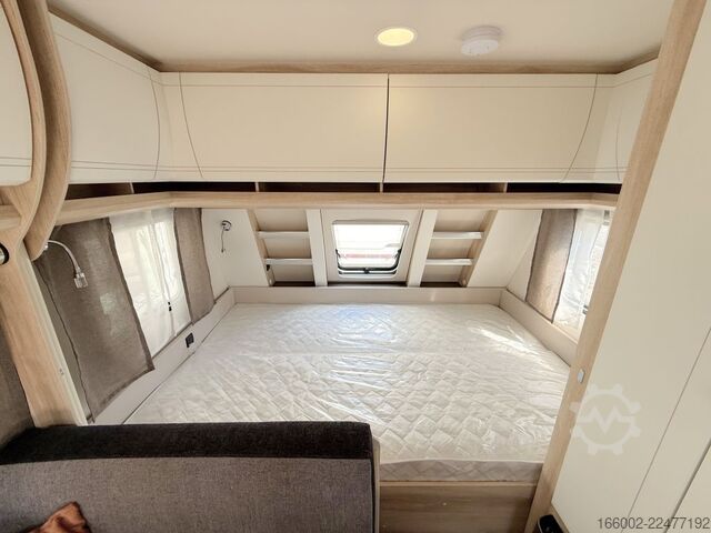 Caravana HOBBY De Luxe 490 KMF Modelljahr 2027 ausgestellt!