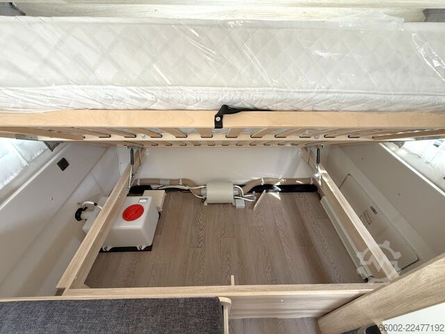 Caravana HOBBY De Luxe 490 KMF Modelljahr 2027 ausgestellt!