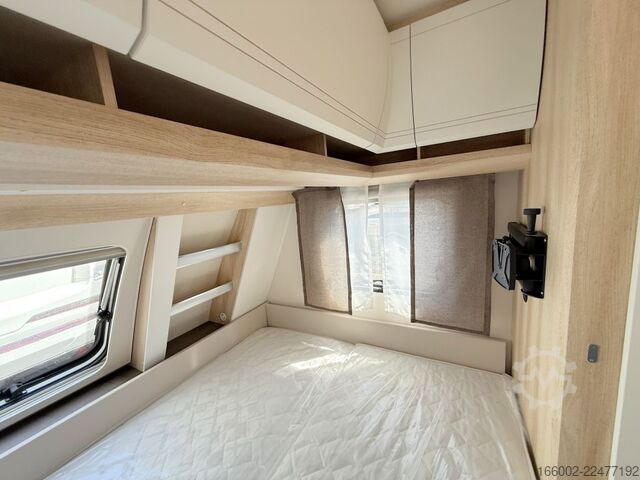 Caravana HOBBY De Luxe 490 KMF Modelljahr 2027 ausgestellt!