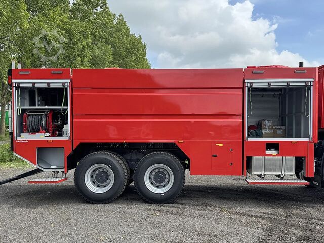 Löschfahrzeug Iveco T-Way AT380T47WH Fire Fighter Truck