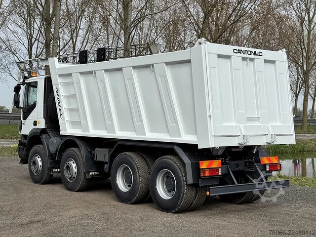 Kipper Iveco Trakker AD410T42H Tipper Truck