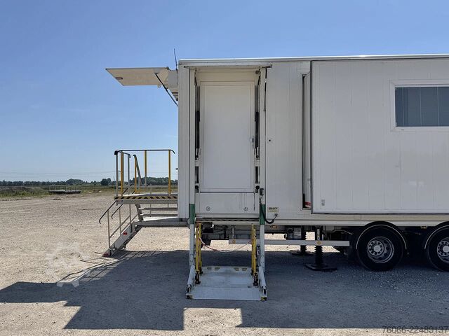 Smit STO-1030 Medical Hospital Trailer Smit STO-1030 Medical Hospital Trailer