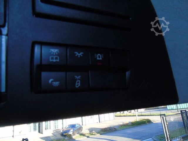 3-way tipper Mercedes-Benz Arocs 3348 + TRI TIPPER + 6X4 + EURO 6