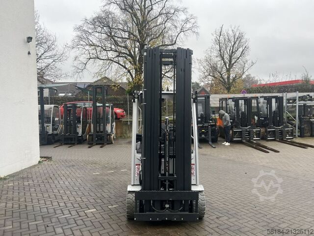 Electric 3-wheel forklift Still RX20-20 L