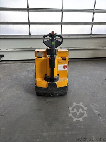 Transpalete electrice Jungheinrich EJE 225