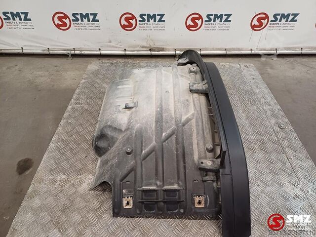 Skjermbeskytter Scania Occ spatbord rechts vooraan Scania