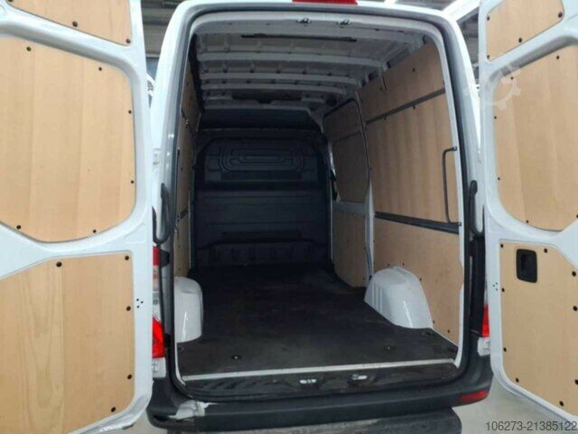 Furgoneta Mercedes-Benz Sprinter 317 CDI,L2H2,Automatik,Kamera,LED