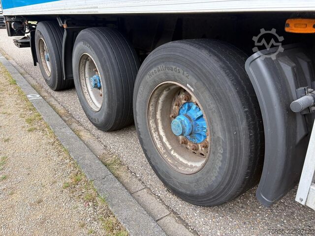 Refrigerated/freezer transport Pacton Z3-002 Carrier Vector 1800 / Steering / APK-TÜV...