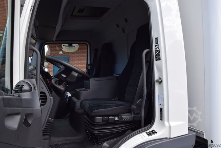 Skriňová dodávka Mercedes-Benz Atego II  818 Koffer LBW 1500KGAutomatik Tempo