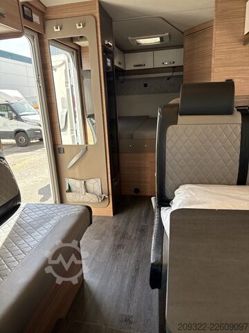 קמפר חצי-אינטגרלי 2024 Ford Transit Weinsberg Carasuite | Automatico | Posti letto 5