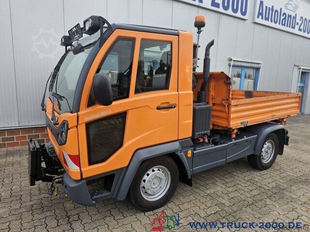 Furgoneta de caja alta Multicar M 31 C 4x4 3S. Kipper + Kommunalplatte + 2x AHK
